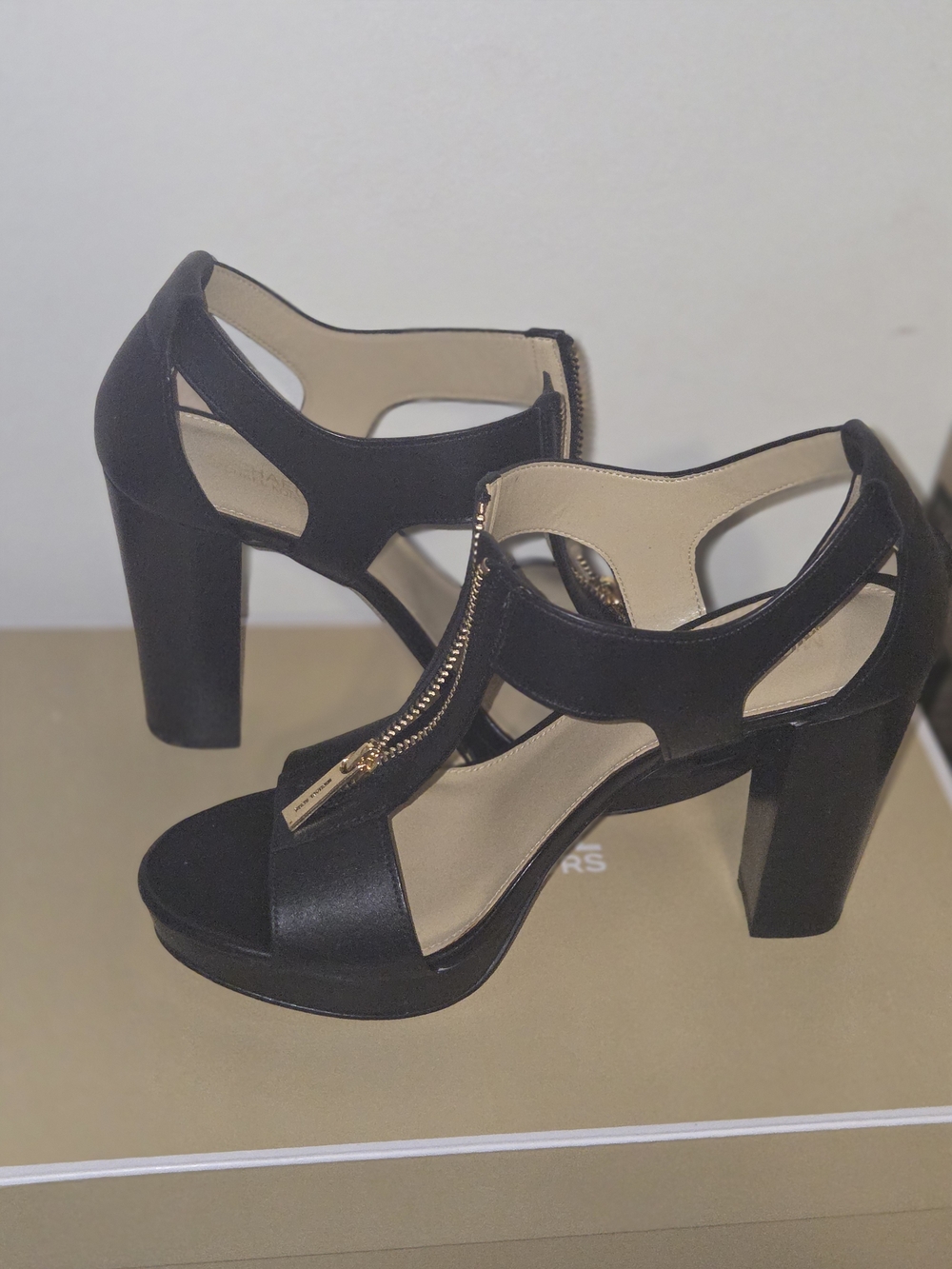 New Michael Kors Black  Platform Block Heel Sandals with Gold Zip.